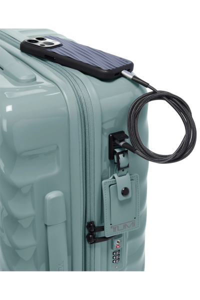 19 Degree | International Expandable Carry-On | THYME