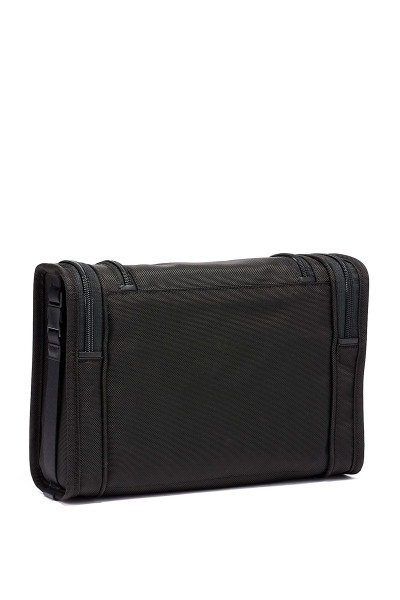 Alpha 3| Hanging Travel Kit