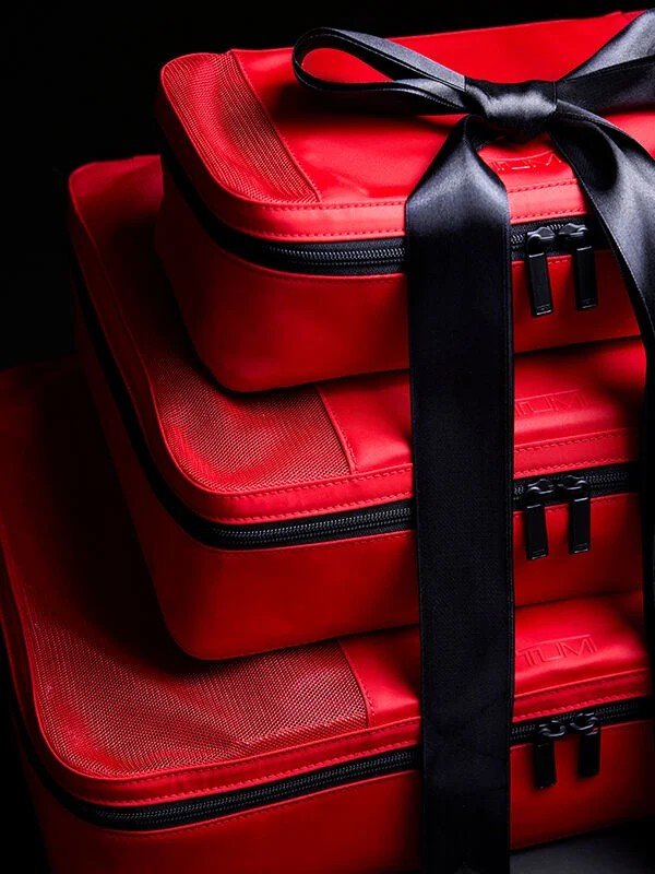 Tumi Accessories banner